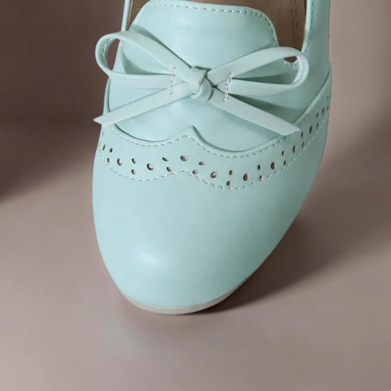 Adelaide | Bow Slip-On Pumps with Closed-Toe Shape
