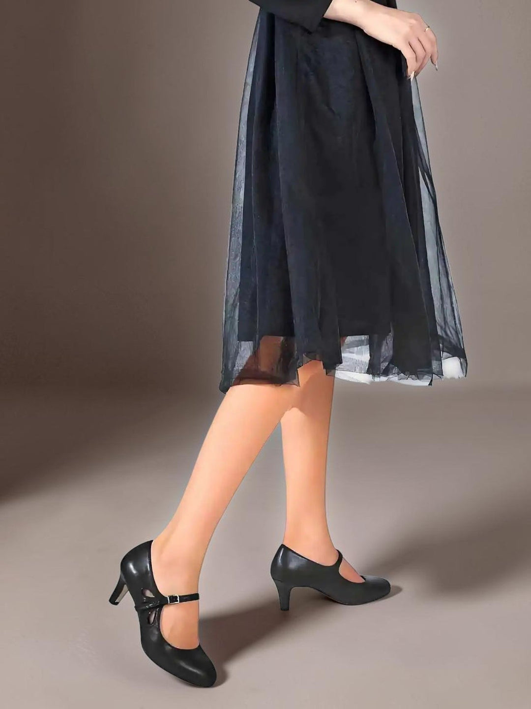 Odette | Classic Black Closed-Toe Office Pumps